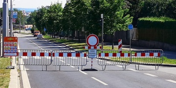 Oprava komplikuje dopravu na frekventované křižovatce