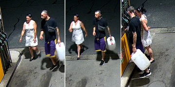 Poznáte pár, který platil odcizenou platební kartou na čerpací stanici v Chotíkově?