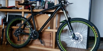 Muž havaroval na kole a ještě ho okradli