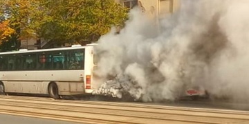 "Klatovskou jede autobus a za jízdy hoří," volali lidé