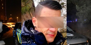 Jednoho bodl do hrudníku, druhého pak do zad