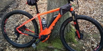 "Okradli mi babičku, prosím pomozte"