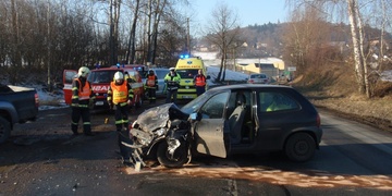 Střet dvou osobních vozů