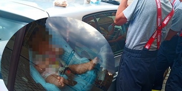 Centrál mamince uvěznil potomka