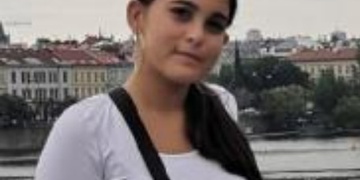 Nevíte, kde je Karolína Mrázová?