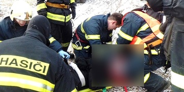 Dvacetiletý mladík ráno zemřel při autonehodě