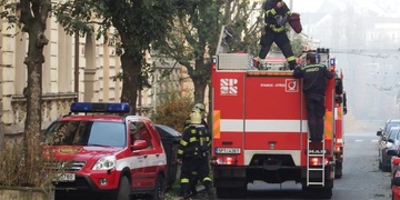 Požár v bytě v ulici Antonína Uxy
