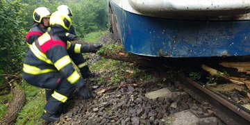 Policie pátrá po pachateli obecného ohrožení