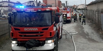 Požár v bývalých kasárnách na Slovanech