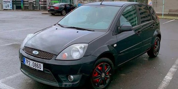 Pomozte mi prosím, ukradli mi auto