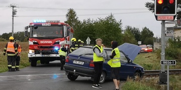 Střet auta s vlakem
