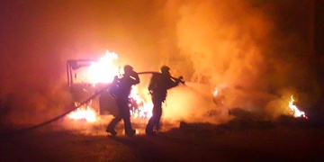 Rozsáhlý požár, škoda vyšší než milion