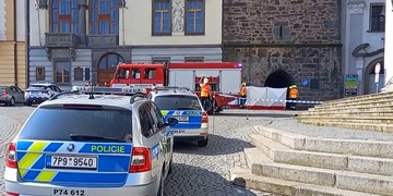 Muž pád z věže nepřežil