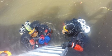 Nález těla mrtvého muže