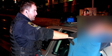 Opilec bez řidičáku opakovaně ohrozil plzeňáky autem