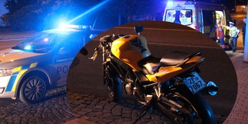 Podivná havárie motocyklisty v Plzni