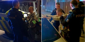 Těžce opilý osmnáctiletý Ukrajinec smetl auto pizzerie