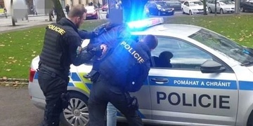 Recidivista se během kontroly pokusil ujet policistům