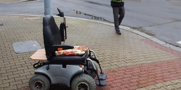 Na Americké přepadli vozíčkáře
