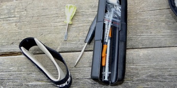 Další čtyři řidiči pod vlivem drog + doplnění, vše o drogách za volantem. 