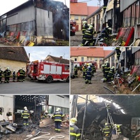 Opravna zemědělských strojů zcela shořela