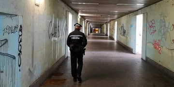 "Veliteli, ohrožujete nás!"