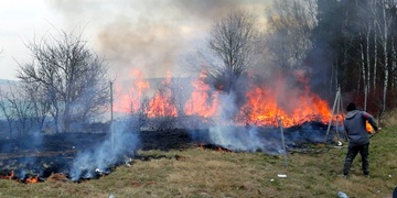 47 požárů za víkend a bohužel děsivá série stále pokračuje