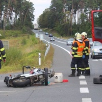 Motorkářka po smyku havarovala