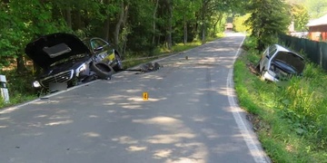 Dva vážně zranění – auto si samo zavolalo záchranáře