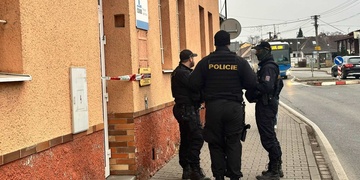 Ozbrojené přepadení pošty v Tlučné