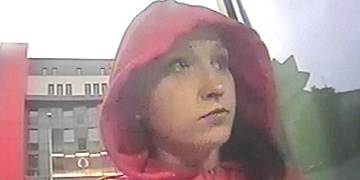 Poznáte ženu na fotografiích?