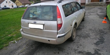 Vybodovaný řidič a opilý chodec