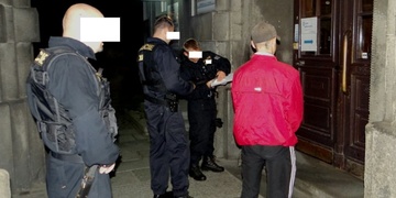 Celý víkend policisté i strážníci zajišťovali osoby pod vlivem drog za volanty