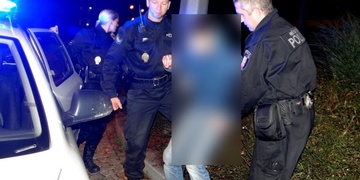 Opilec chtěl skončit život skokem pod auto