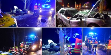 Vůz vyletěl ze silnice, otočil se a střechou narazil do stromu