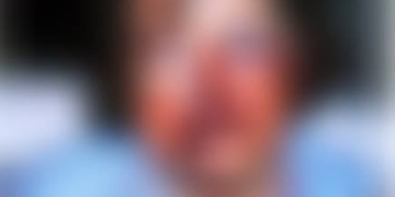 Opakovaně zkopal ženu před malými dětmi – týrání trvalo celé dva roky