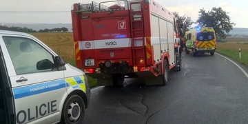 Pod vlivem pervitinu zranil dva mladistvé spolujezdce