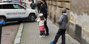 Záchranná akce v centru Plzně