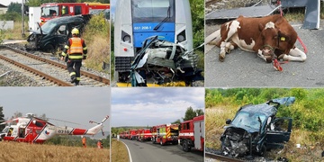 Vlak rozmetal dodávku i vozík s krávou