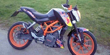 Prosím, pomozte mi, viděli jste někde tento KTM Duke 390?