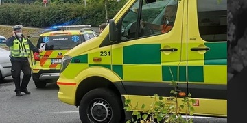 Řidič srazil chodkyni a ujel