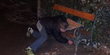 Opičku vyspávejte raději doma