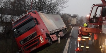 Řidič zkolaboval za jízdy, svědci zahájili jeho resuscitaci