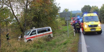 Havárie sanitky vezoucí pacientku