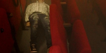 CVIČENÍ:  V kině Šumava hoří, dusí se děti, jiné jsou pošlapány davem prchajícím v panice ven