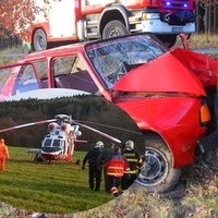 Čelní náraz do stromu - ženu transportuje vrtulník LZS