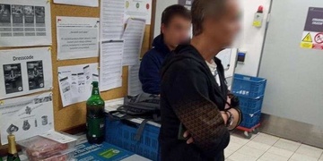 Zloději v Plaze i na Shell