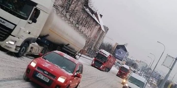 Zapadlé kamiony i nehody