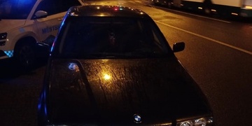 Dva řidiči pod vlivem alkoholu, jeden navíc bez řidičáku