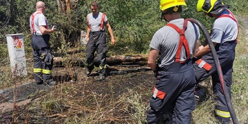 Za dnešní požár v Plzni zřejmě mohou bezdomovci